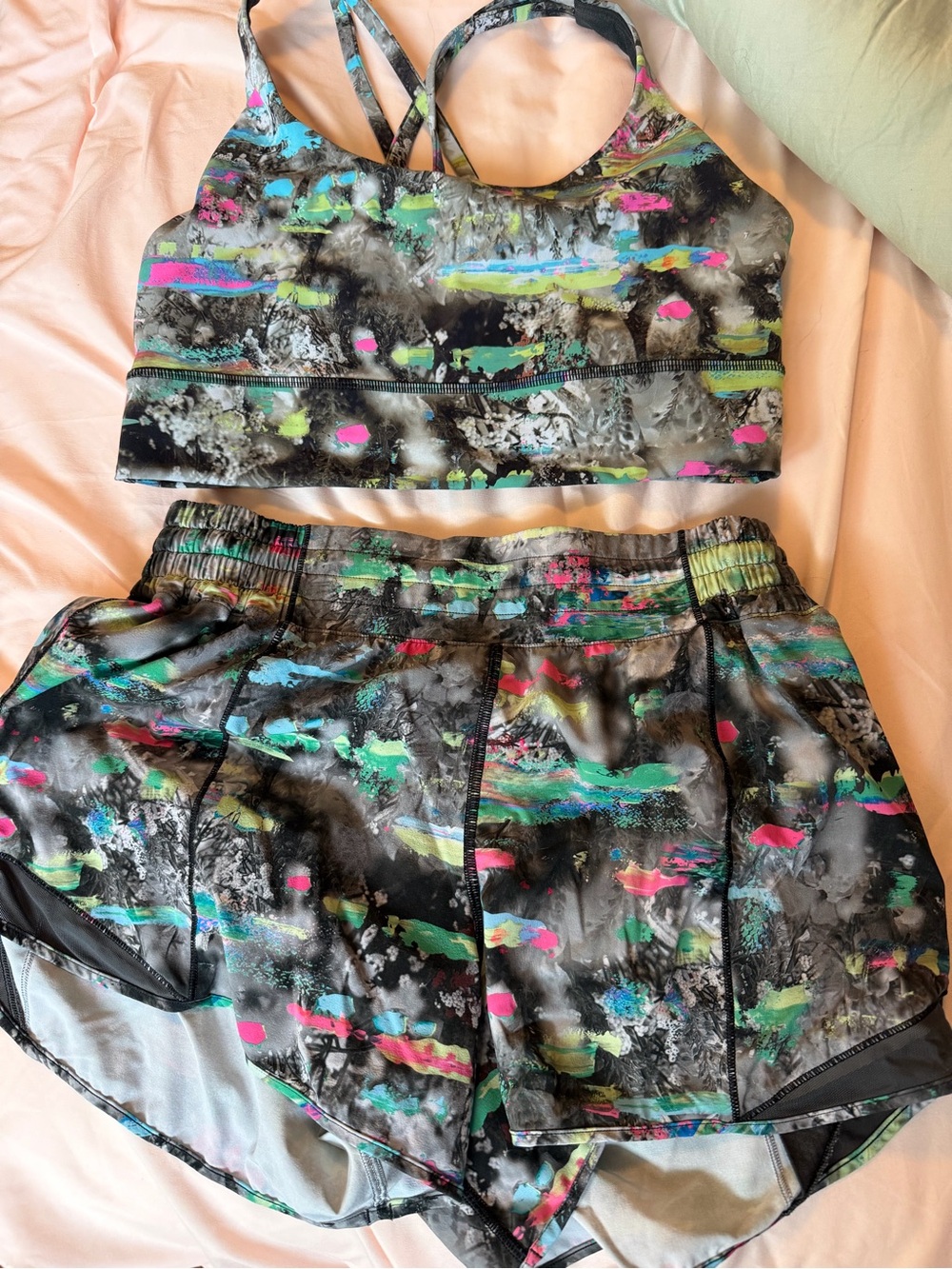 lululemon athletica paint drift set